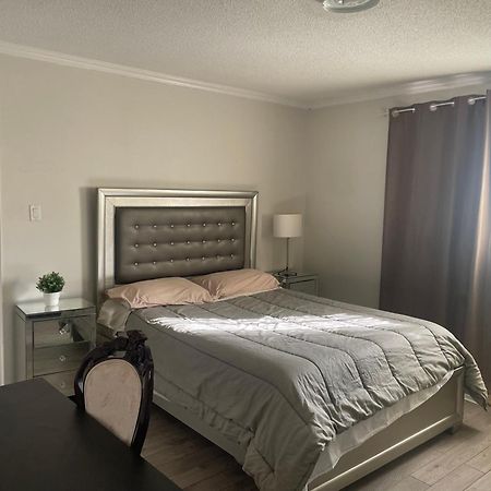Private House Bed & Breakfast มาร์คัม ภายนอก รูปภาพ