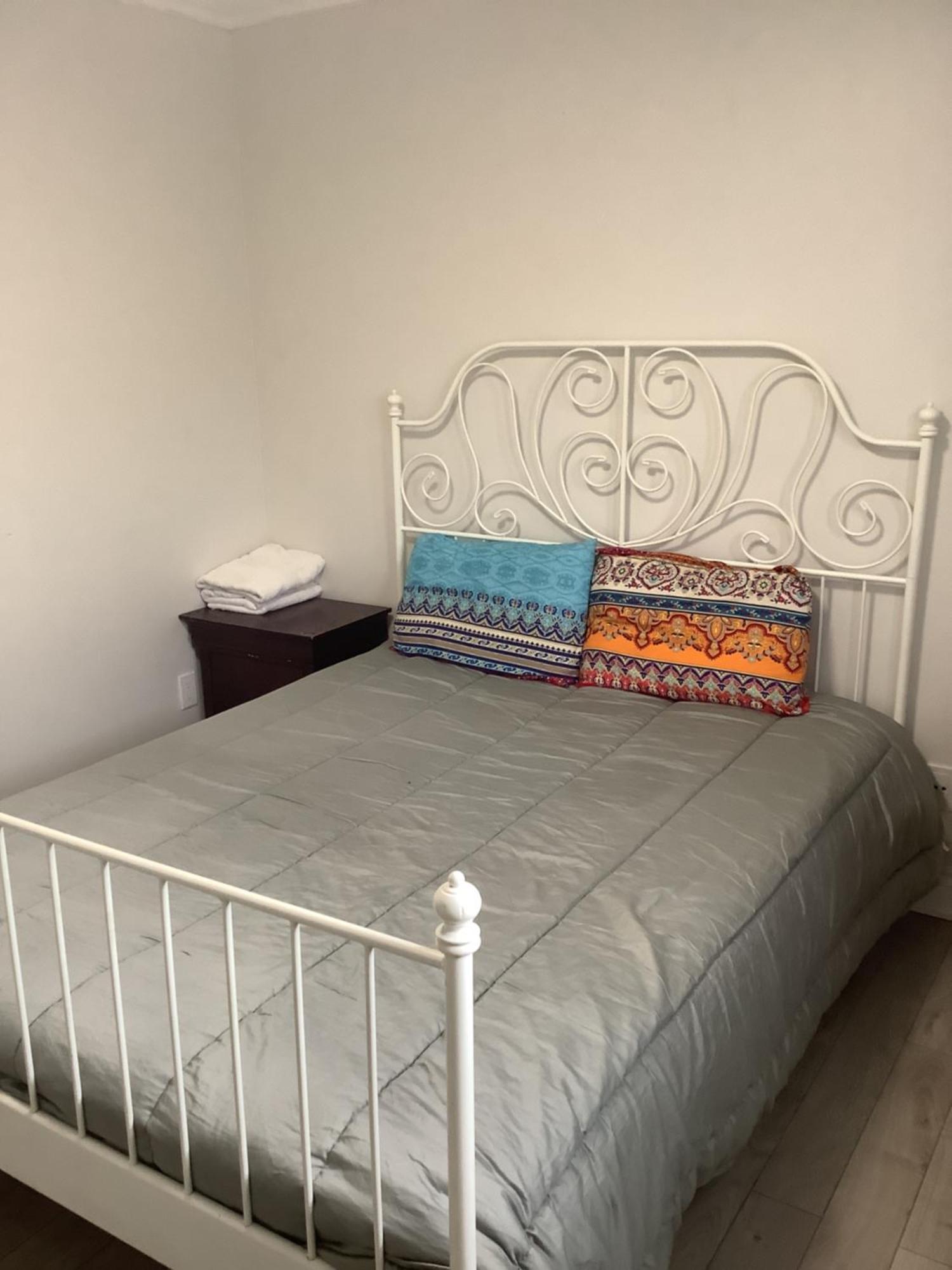 Private House Bed & Breakfast มาร์คัม ภายนอก รูปภาพ